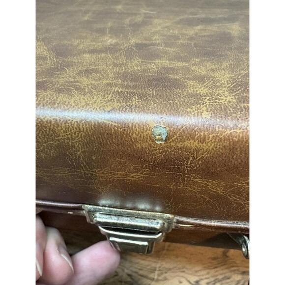 Vintage Cassette Tape Storage Case Faux Leather with Handle - Holds 24 - Picture 9 of 14